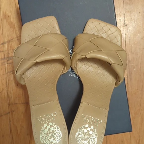 Vince Camuto Brelanie heeled braided sandal - Picture 2 of 7